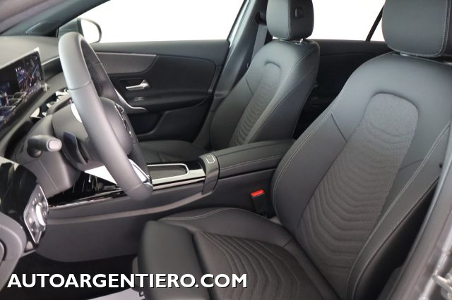MERCEDES-BENZ A 180 usata, con Controllo automatico clima