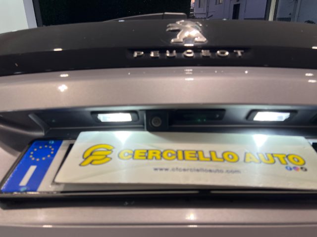 PEUGEOT 3008 usata, con Controllo automatico clima