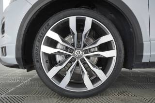 VOLKSWAGEN T-Roc usata 8