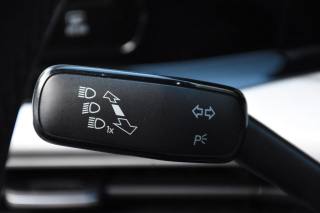 VOLKSWAGEN Golf usata, con Luci diurne LED