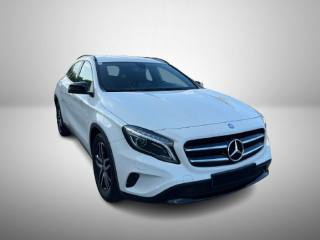 MERCEDES-BENZ GLA 180 usata, con Airbag