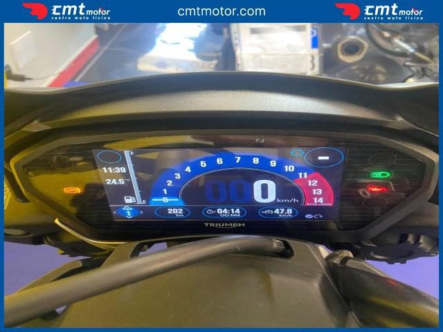 TRIUMPH Speed Triple 1050 usata 5
