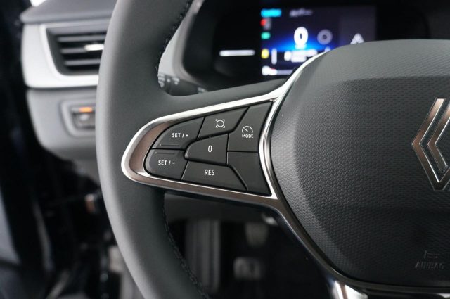 RENAULT Captur usata, con Touch screen