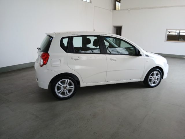 CHEVROLET Aveo usata, con Autoradio