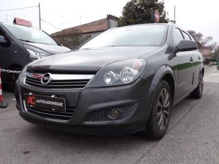OPEL Astra usata, con Airbag