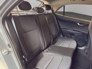 KIA Rio usata, con Autoradio digitale