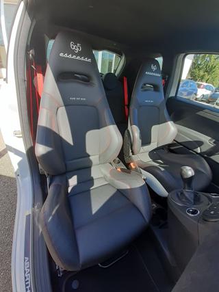 ABARTH 695 usata, con Touch screen