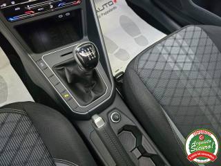 VOLKSWAGEN Taigo usata, con Touch screen