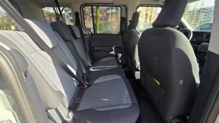 FORD Tourneo Courier usata, con Volante in pelle