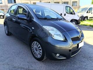 TOYOTA Yaris usata 1