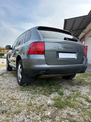 PORSCHE Cayenne usata, con Sedile posteriore sdoppiato