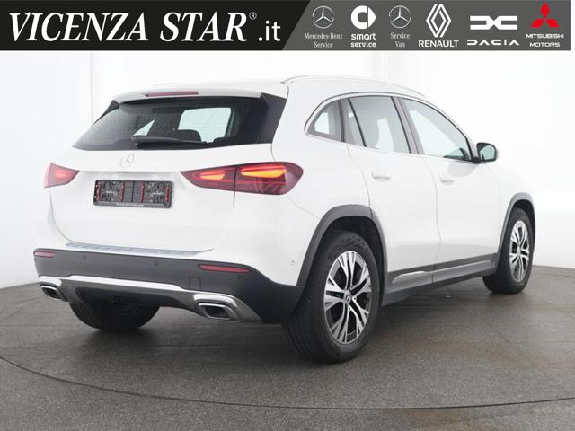 MERCEDES-BENZ GLA 200 usata, con Airbag laterali
