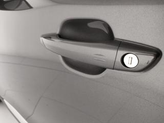 PEUGEOT 2008 usata, con Volante in pelle