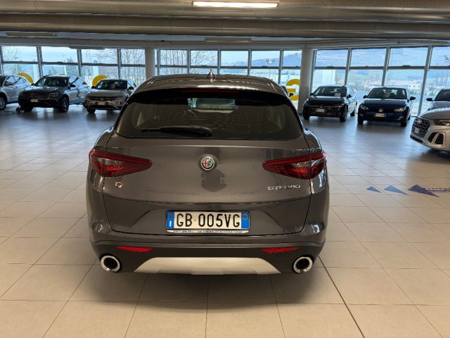 ALFA ROMEO Stelvio usata, con Autoradio