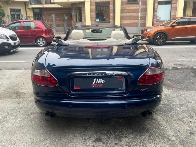 JAGUAR XK8 usata, con Autoradio