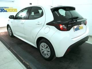 TOYOTA Yaris usata, con Alzacristalli elettrici