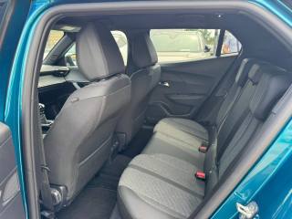 PEUGEOT 2008 usata, con Volante in pelle