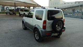 SUZUKI Jimny usata, con Chiusura centralizzata