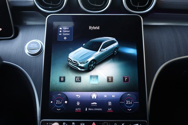 MERCEDES-BENZ C 300 usata 90