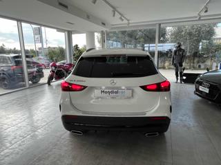 MERCEDES-BENZ GLA 200 usata 22