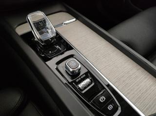 VOLVO XC60 usata, con Portellone posteriore elettrico
