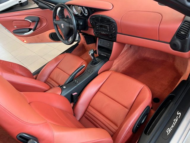 PORSCHE Boxster usata 21