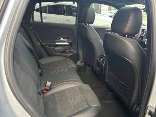 MERCEDES-BENZ GLA 200 usata, con Climatizzatore