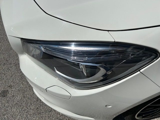 MERCEDES-BENZ CLA 200 usata, con Leve al volante