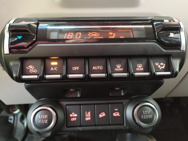 SUZUKI Ignis usata, con Controllo automatico clima