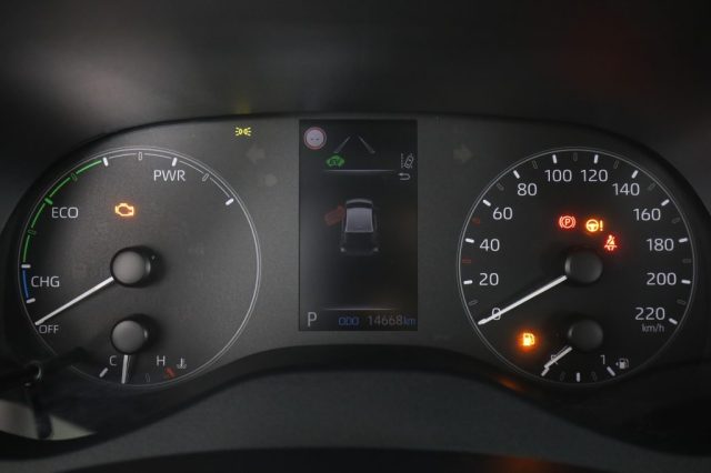 TOYOTA Yaris usata 6