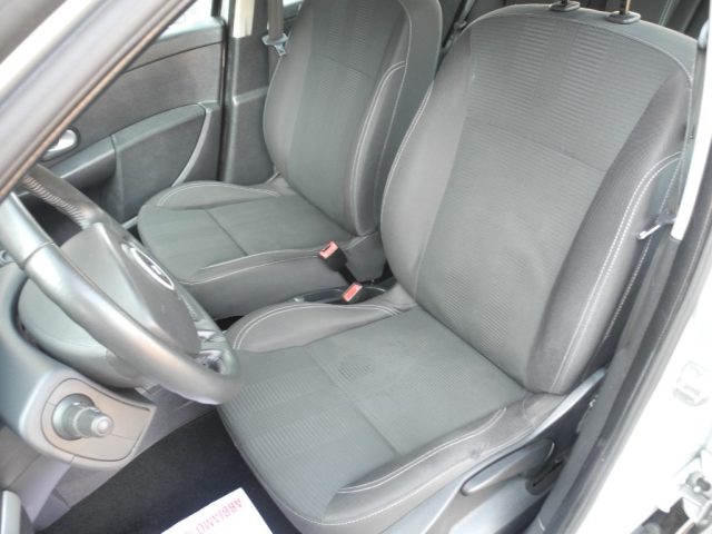 RENAULT Clio usata 37