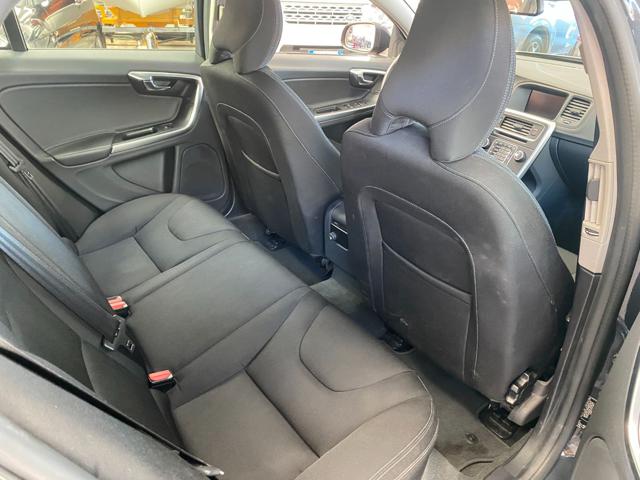 VOLVO V60 usata, con Luci diurne LED