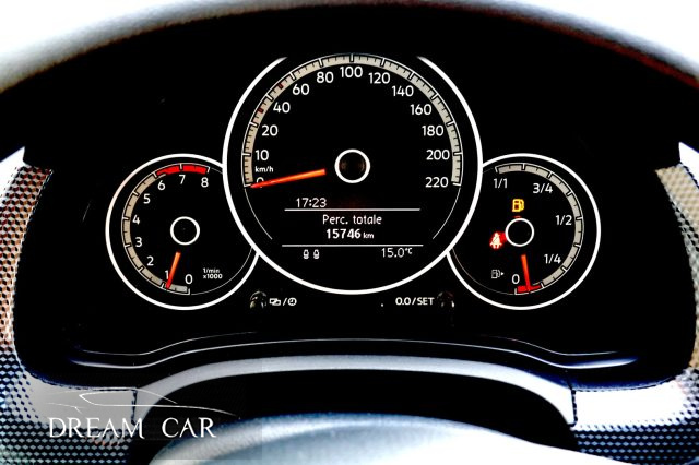 VOLKSWAGEN up! usata, con Servosterzo