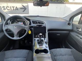 PEUGEOT 3008 usata, con Volante in pelle
