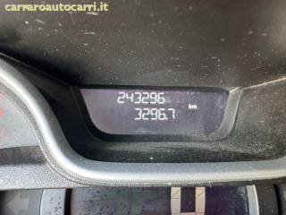 RENAULT Trafic usata, con Hill holder