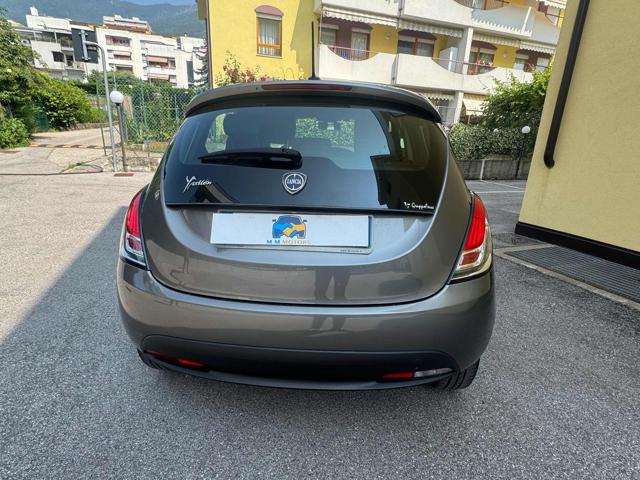 LANCIA Ypsilon usata, con Autoradio
