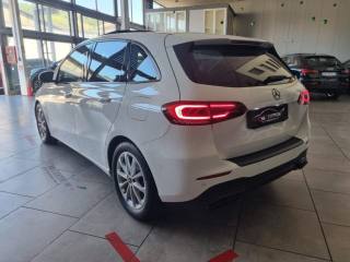 MERCEDES-BENZ B 180 usata, con Autoradio