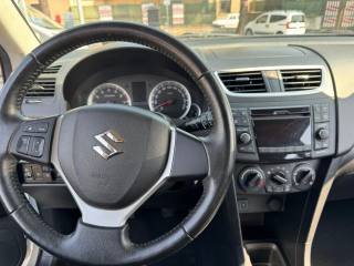 SUZUKI Swift usata, con Autoradio