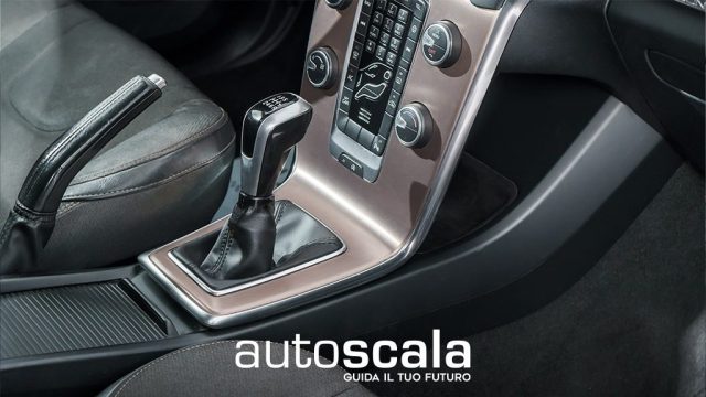 VOLVO V40 Cross Country usata, con Immobilizzatore elettronico