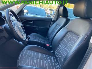 KIA Venga usata, con Controllo automatico clima