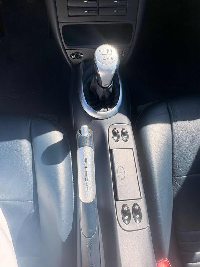 PORSCHE 911 usata 17