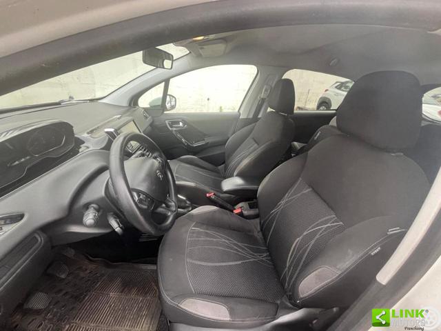 PEUGEOT 208 usata, con Fendinebbia