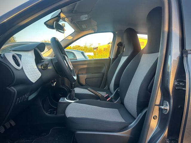 RENAULT Twingo usata 25