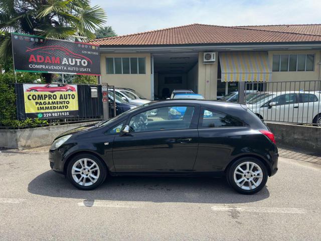 OPEL Corsa usata, con Climatizzatore
