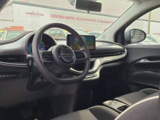 FIAT 500e usata, con Volante in pelle