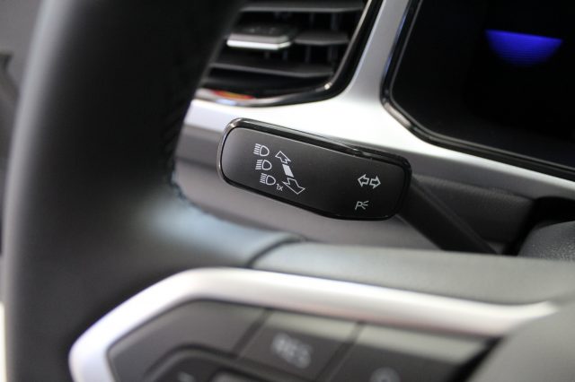 VOLKSWAGEN T-Roc usata, con Climatizzatore