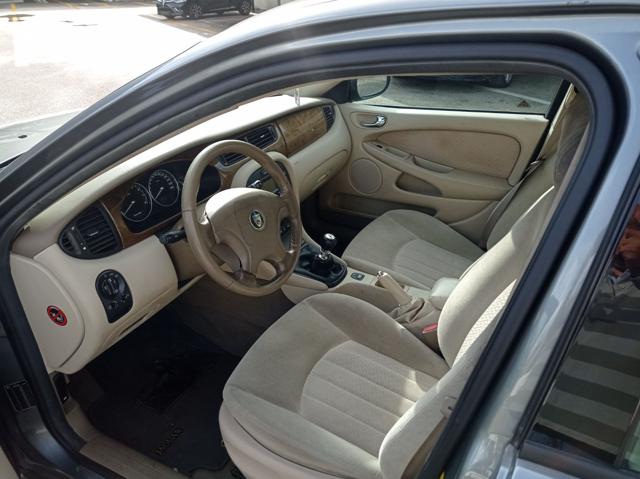 JAGUAR X-Type usata, con Alzacristalli elettrici
