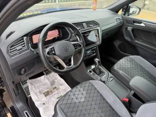 VOLKSWAGEN Tiguan usata, con Specchietti laterali elettrici