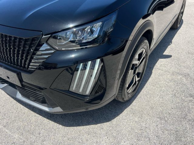 PEUGEOT 2008 usata, con Fari LED