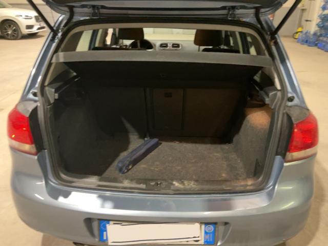 VOLKSWAGEN Golf usata, con ESP